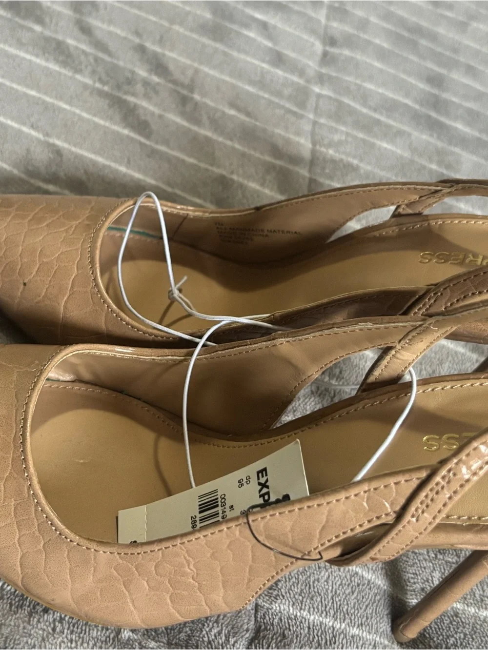 Express Nude Croc-Embossed Pointed Slingback Pumps